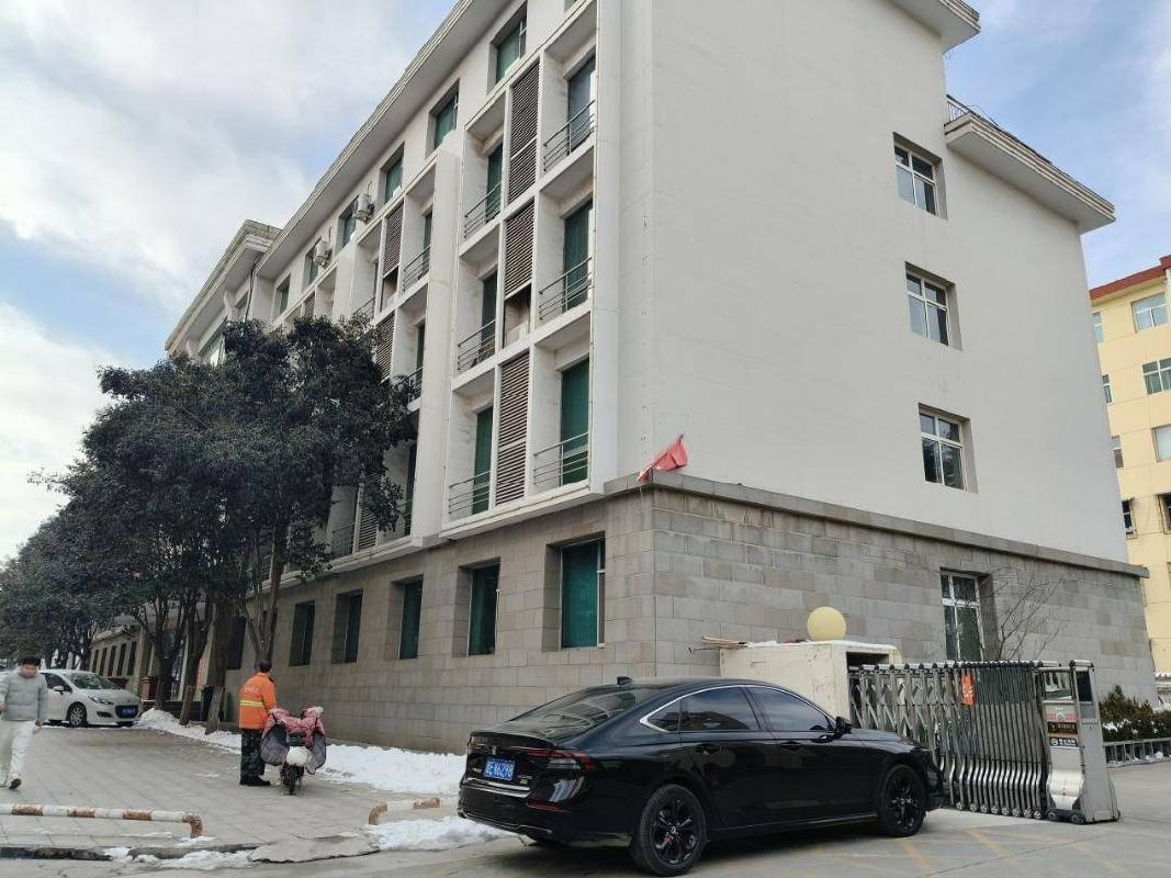 泽州县南村镇裴圪塔村办公楼1栋（原泽州县住建局）出租公告