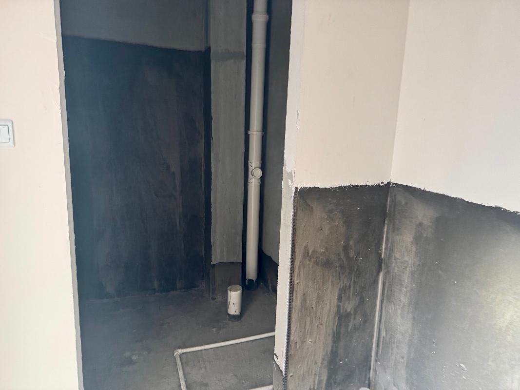 包头市青山区六合佳苑6号楼2单元305号房产转让（包头市水投工程建设有限公司）(国资监测编号GR2026NM1002574)