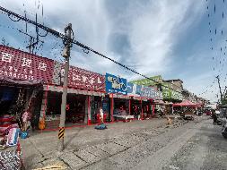 无为市陡沟镇陡沟中心水利站1幢第1层自东向西第1-5间门面房出租公告