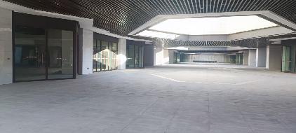 呼市火车东站北广场地下负一层商业综合体出租（年租金底价1632100/年，含税）(五次挂牌)(国资监测编号GR2026NM1001466-5)