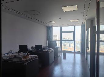 南京市鼓楼区清江南路7号越洋国际写字楼16层11间办公室招租公告