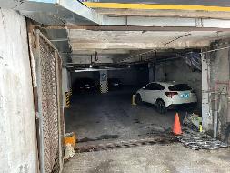 广州市白云区机场西路和健二街 10-26号33号车位转让(国资监测编号GR2026HI1000848)