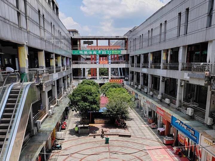 湖南省永州市冷水滩区零陵中路与潇湘西路交汇处潇湘步行街121套商业用房转让公告
