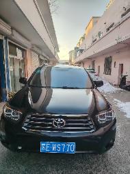 丰田汉兰达小型普通客车（蒙EWS770）
