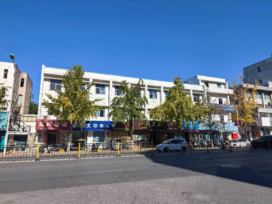 池州市贵池区秀山广场、秋浦西路121号楼共5处商业房产出租公告
