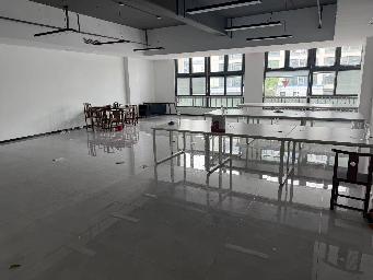PCB产业园二层206办公室招租公告