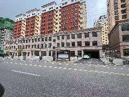 甘肃省甘南州合作市美森佳苑住宅小区17#楼、18#楼负一层、一层至三层商铺转让公告（第三次）