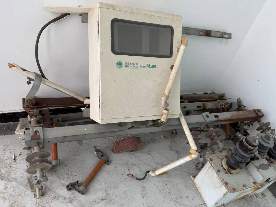 奎屯市国有资产投资集团有限责任公司对于真空断路器、避雷器、变压器、三合一综合配电柜的资产转让