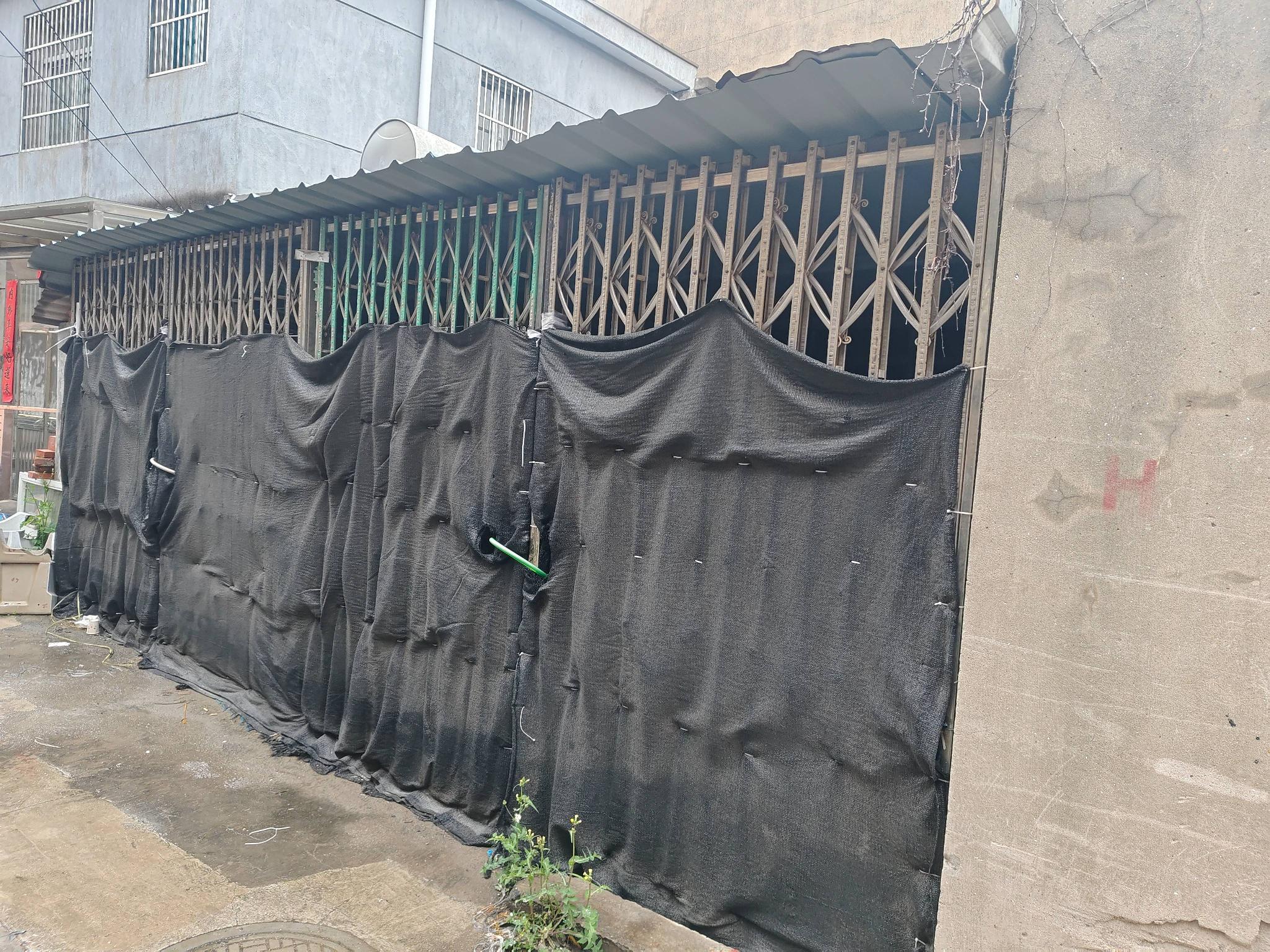 原房管所院内仓库西边部分场地招租公告
