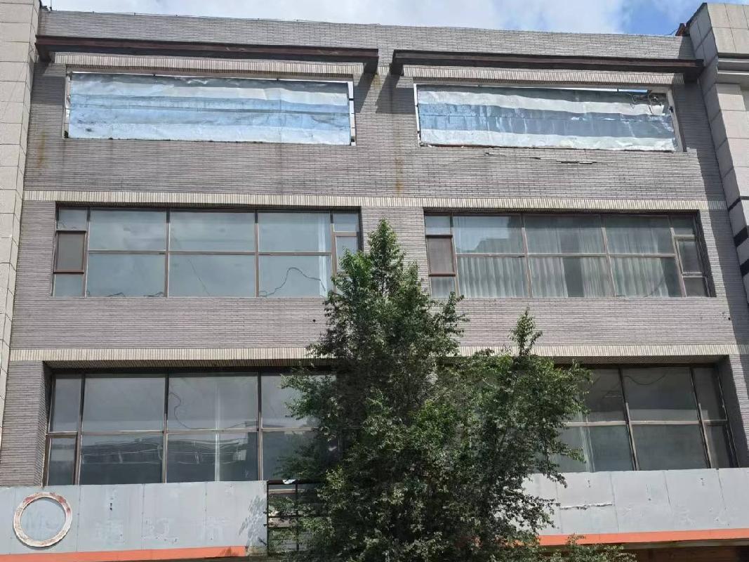 通辽市科尔沁区永清办事处吉地华府B#楼1-3层B-103室、104室出租项目（可任意单租其中1室）