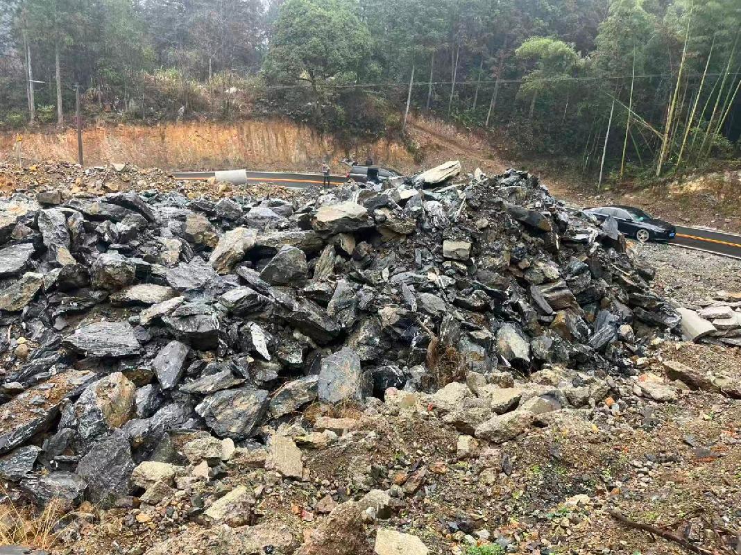 石台县下泥至黄泥浪段、石台县S473湖槽至柑爵坑县乡公路升级改造工程产生的剩余石料资源转让公告(国资监测编号GR2026AH2000851)