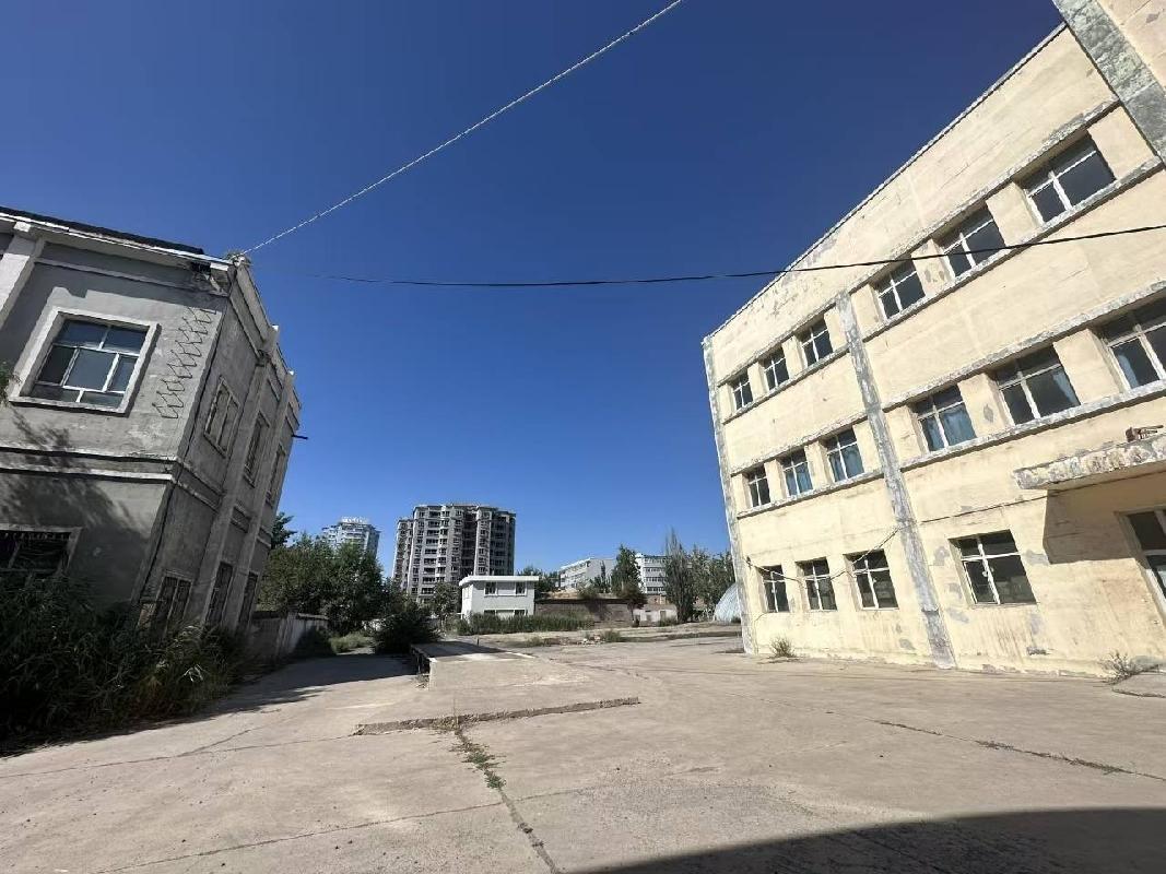 可市新城市政管理服务有限公司伊宁市分公司位于伊宁市军垦路军垦花苑供热中心场地对外招租，租期五年(二次挂牌)