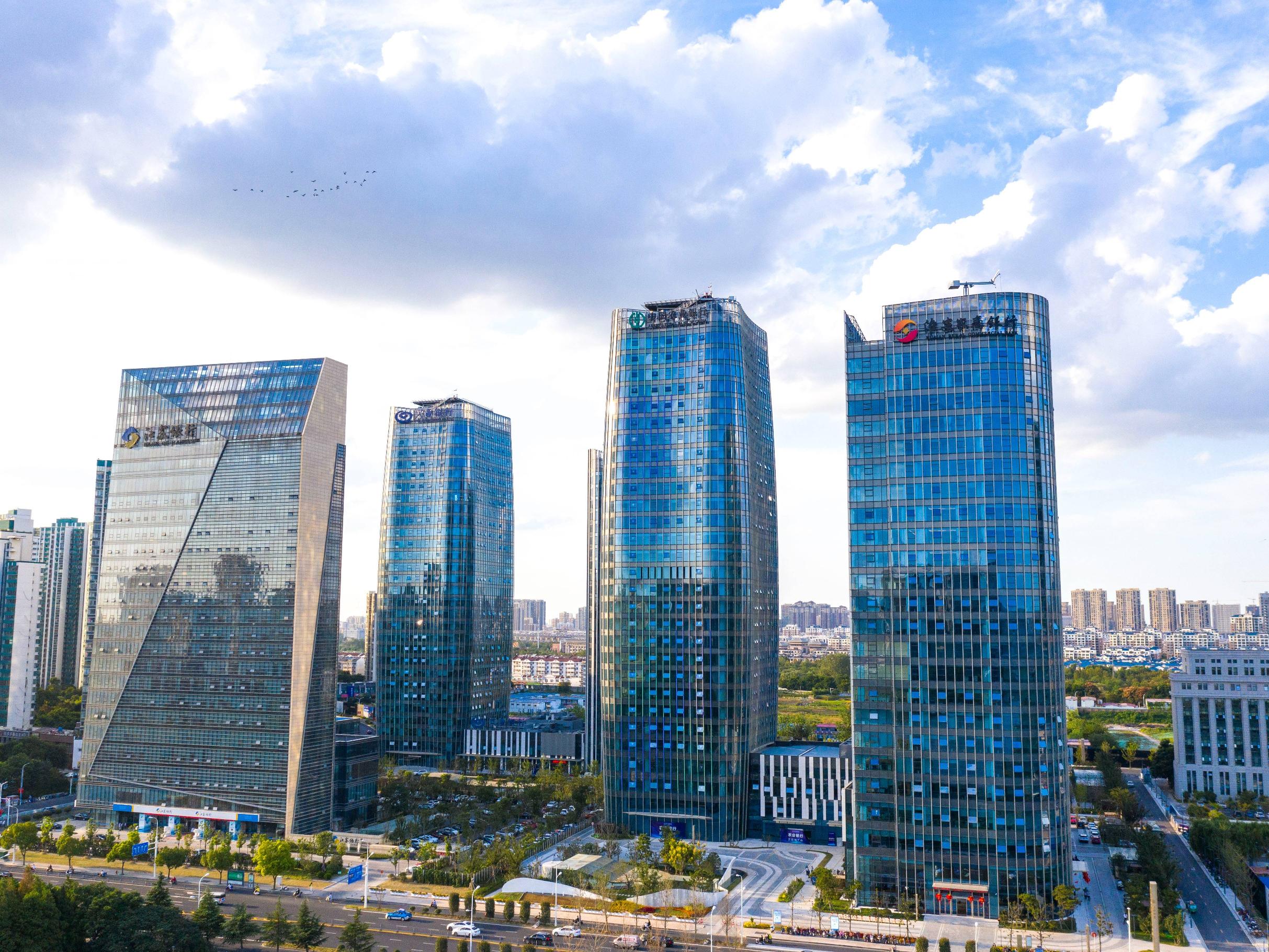 江苏省淮安市清江浦区水渡口大道20号淮安市金融中心B4号楼1409-3、1409-4、1409-5室招租公告