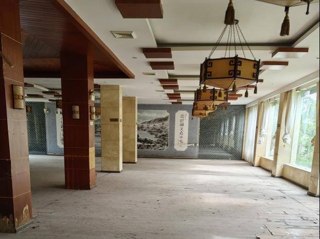 丽江市古城区象山西路137号房产及古城区寨后片区2-13号块地、龙江花园酒店北侧场地整体招租(国资监测编号GR2026YN1000194)