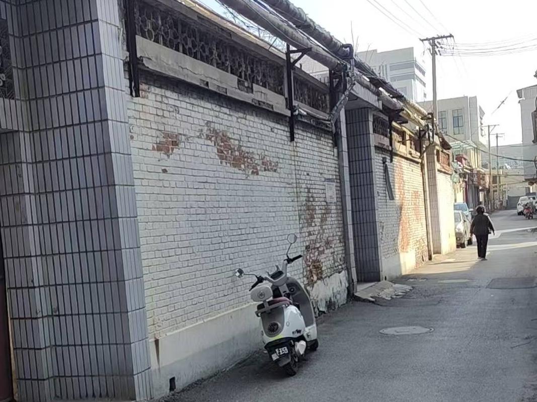 钟家庄办事处下辇新村3套住宅小楼-1招租公告