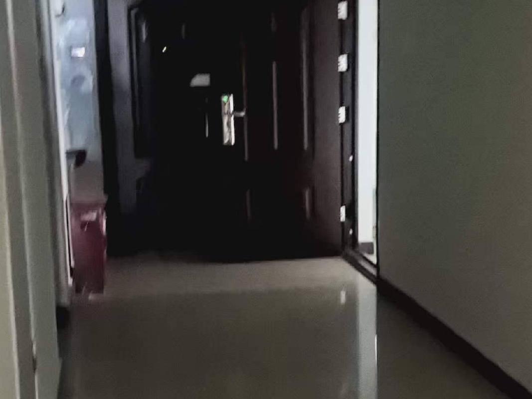长沙市开福区东风路福乐巷23号公园西郡5楼整层约777.51㎡房地产出租(二次挂牌)(国资监测编号GR2026HN1000881-2)
