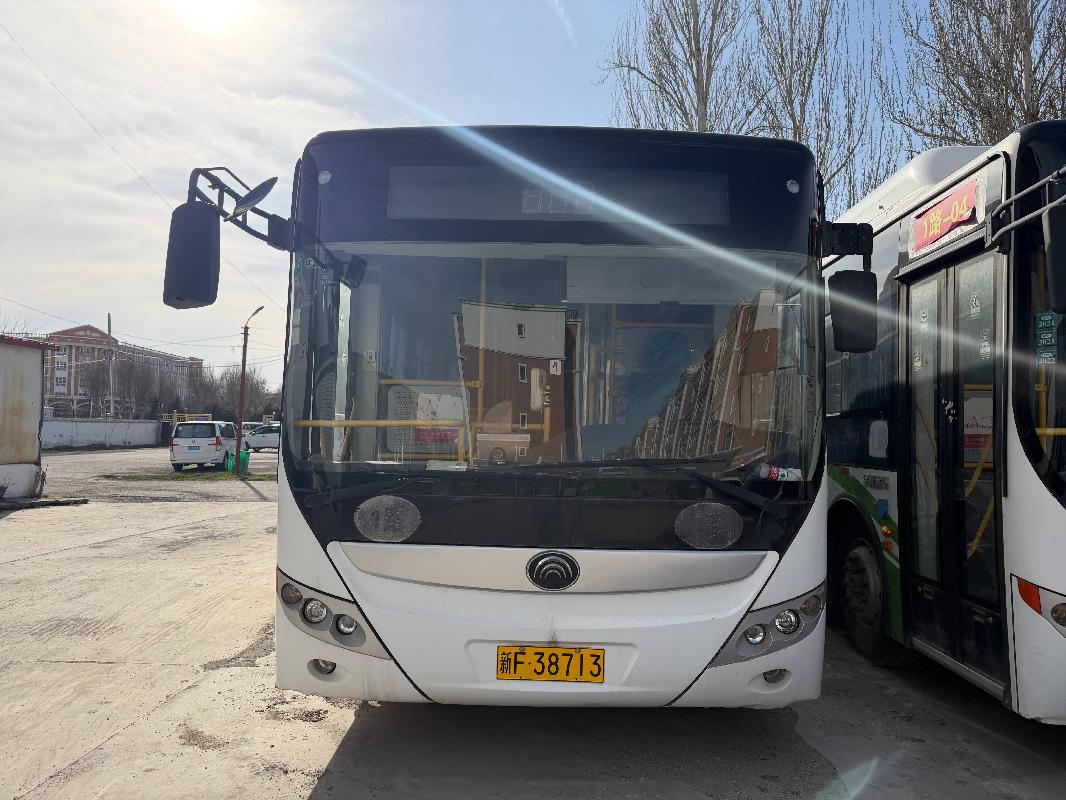 巩留县蝶城客运有限责任公司所属宇通牌ZK6105CHEVNPG4新F38713大型普通客车对外转让