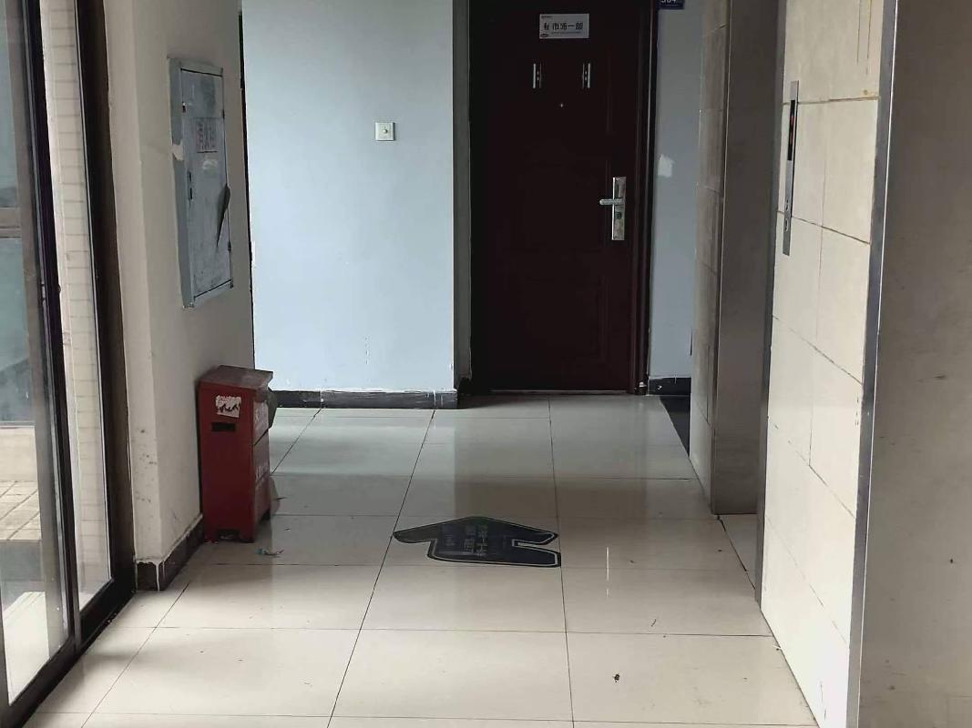 长沙市开福区东风路福乐巷23号公园西郡5楼整层约777.51㎡房地产出租(二次挂牌)(国资监测编号GR2026HN1000881-2)