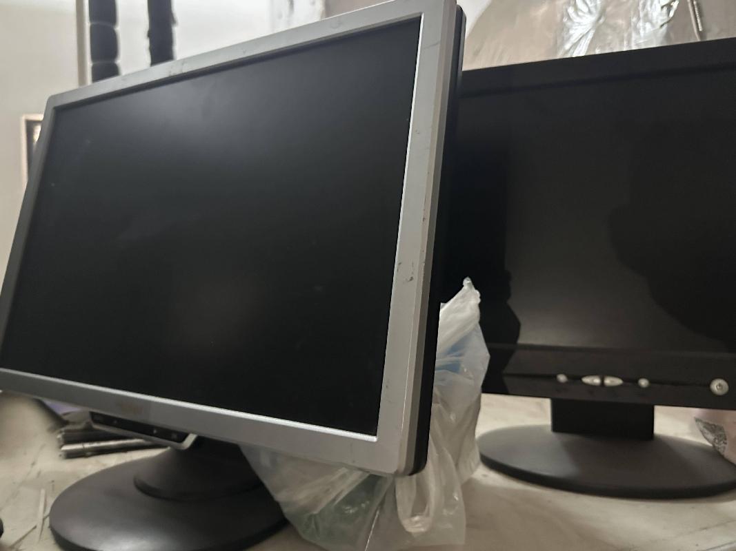 奎屯市国有资产投资集团有限责任公司对于一批办公用品的资产转让