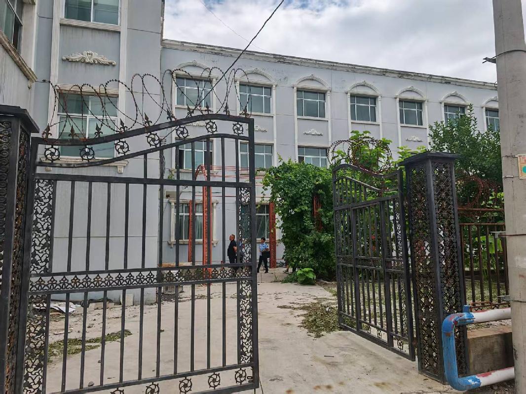 伊犁州生态环境局伊宁县分局位于伊宁县幸福路环保局办公楼1-2层（总面积约498.8㎡)对外招租，租期五年