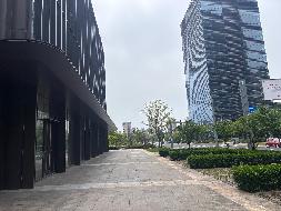 昆山开发区夏东街619号1层、7-16层共35处投资性房地产公开转让(国资监测编号GR2026JS6001668)
