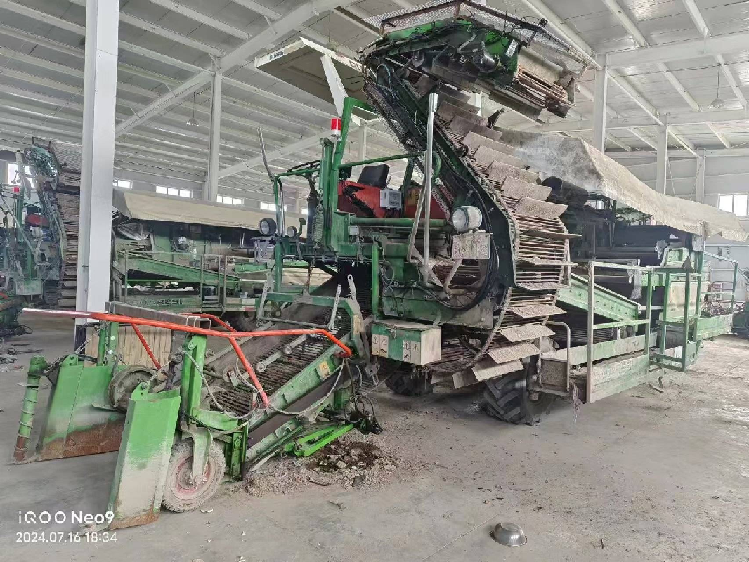 新疆冠农番茄制品有限公司铁门关一分公司转让所属6台番茄采收机(国资监测编号GR2026XJ1000842)