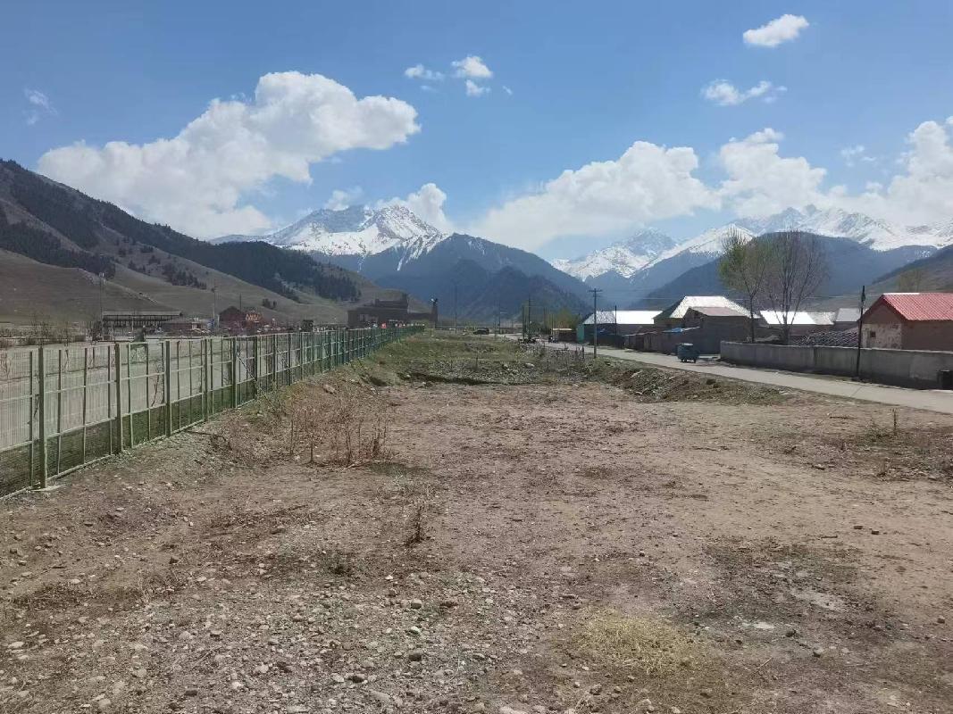 昭苏县全域旅游投资发展有限责任公司位于昭苏县夏特柯尔克孜民族乡一宗商业用地（28226.20㎡）对外转让