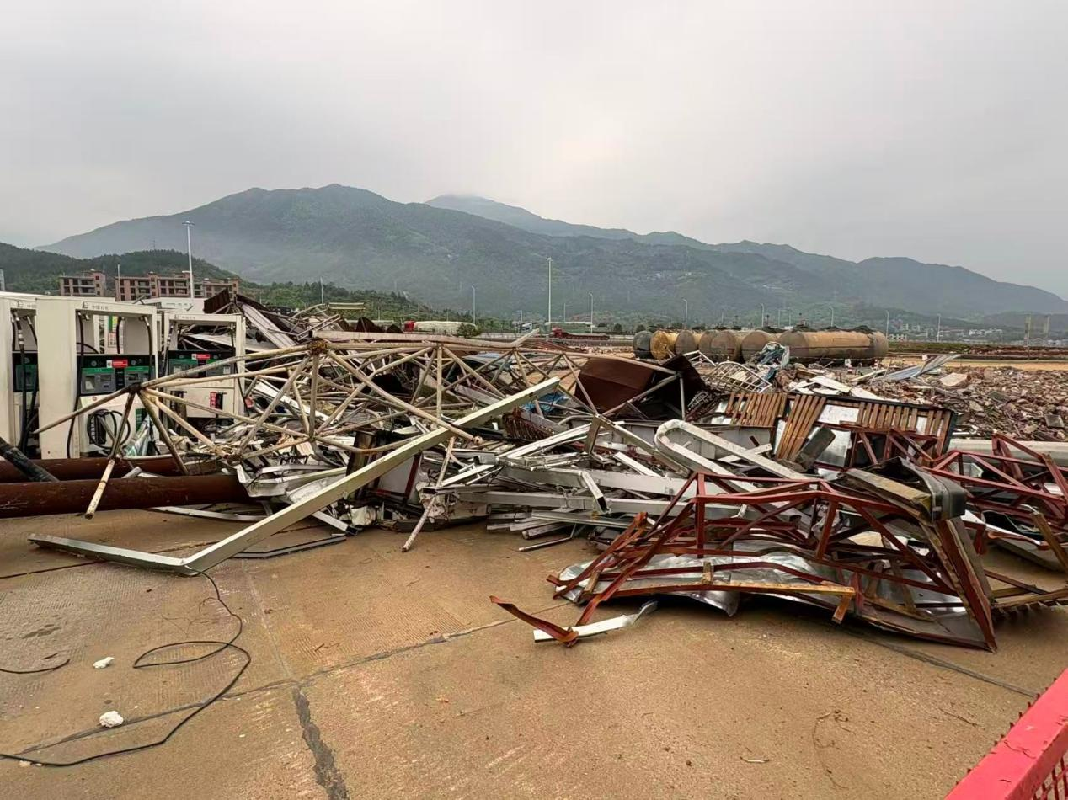 【高速广通】宜章服务区一批加油棚钢架、钢管、铁皮瓦、废钢筋、门窗框架、标牌、杂铁、铜线资产（废钢（乱钢筋）、废钢（彩钢瓦）、废铝（机件生铝）、废铜（光亮铜）等）(国资监测编号GR2026HN1000927)