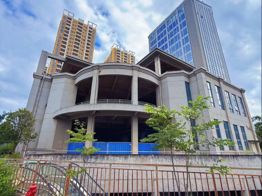 昆明经济技术开发区新加坡产业园云能聚力新居5幢、6幢房产整体租赁
