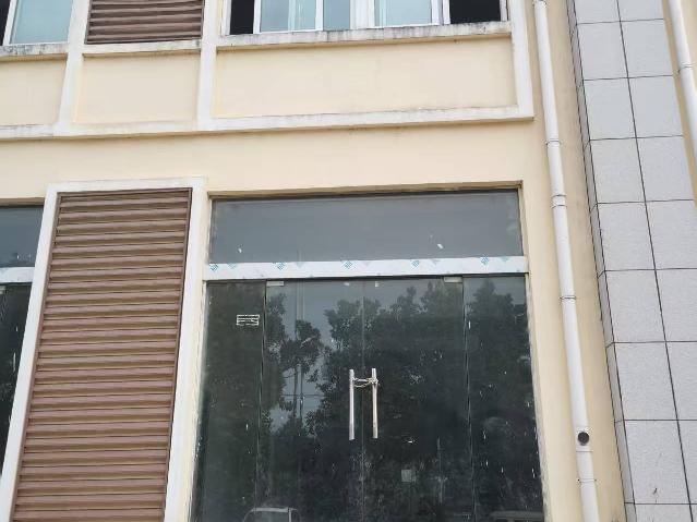 沙岗人家1号楼105室招租公告