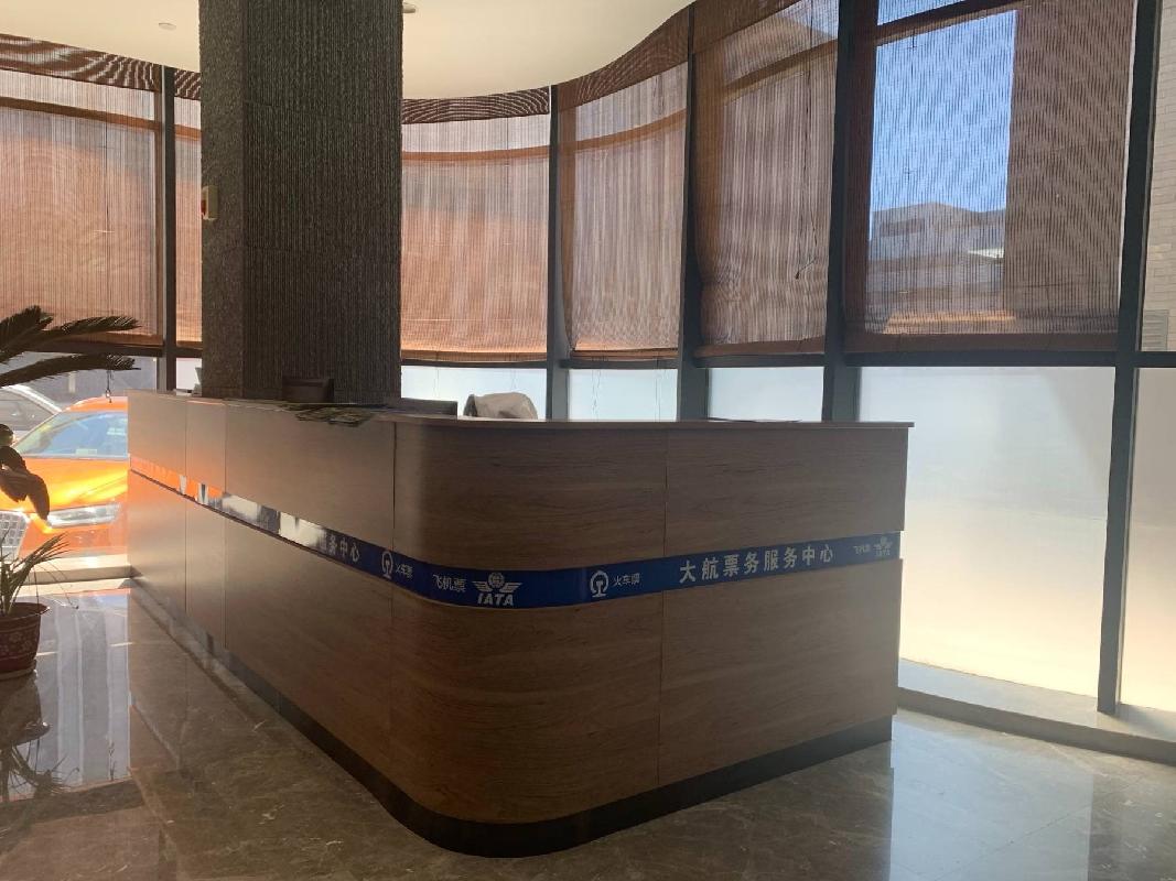赤峰市新城区昭乌达酒店一楼大厅（原航空售票点）出租（年租金底价12000.00元，租期3年）(国资监测编号GR2026NM1001817)