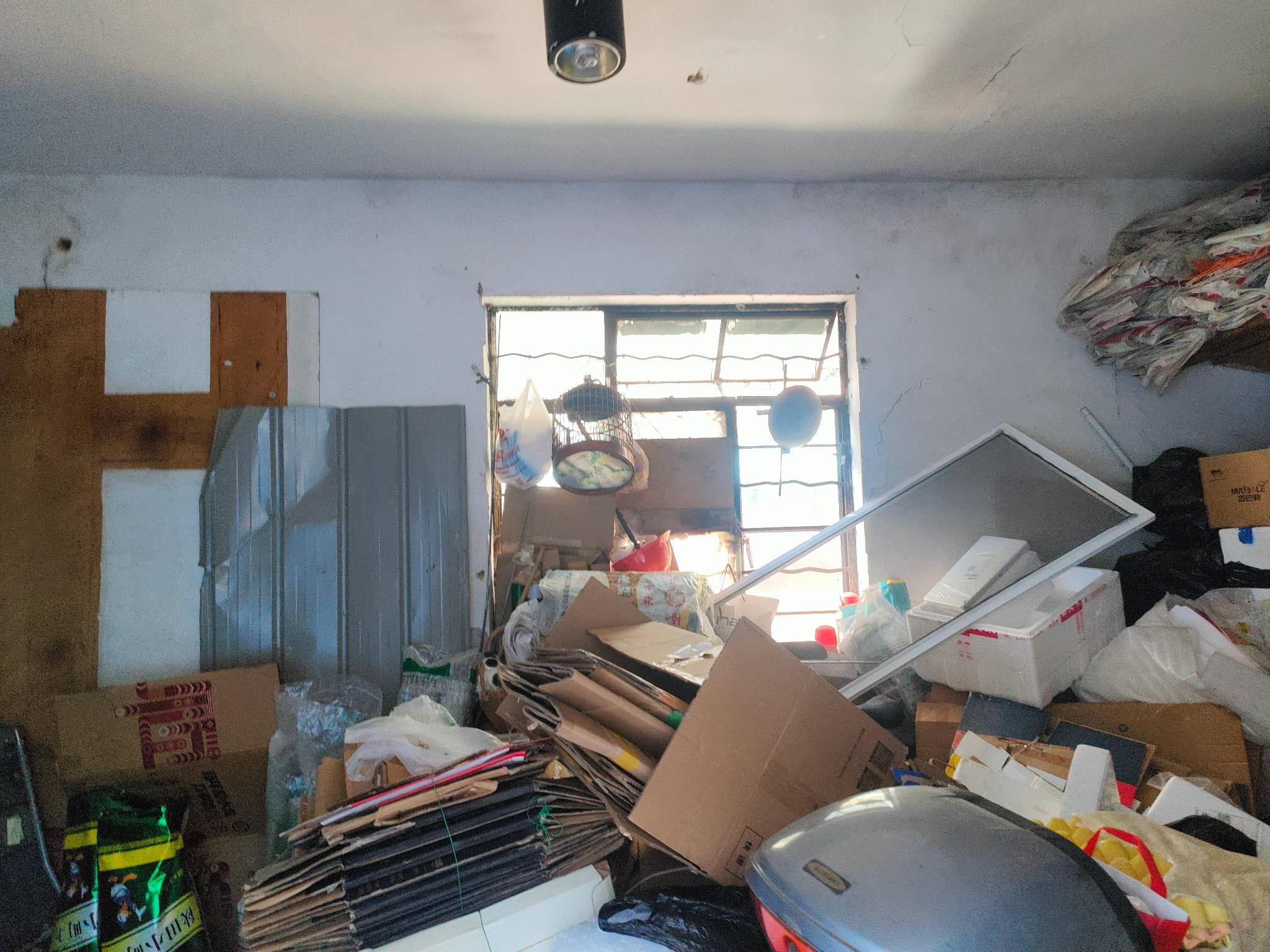 溧阳市昆仑南路305号仓库东起第3、5、6间招租公告