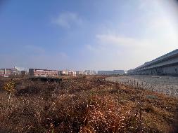 广州酒家集团利口福（湘潭）食品有限公司湘潭县易俗河镇湘南路以东、山塘路以南一处面积为10000㎡的工业用地(国资监测编号GR2026HN1000945)