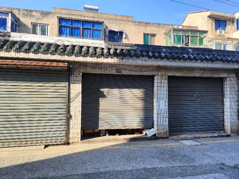 溧阳市昆仑南路305号仓库东起第3、5、6间招租公告
