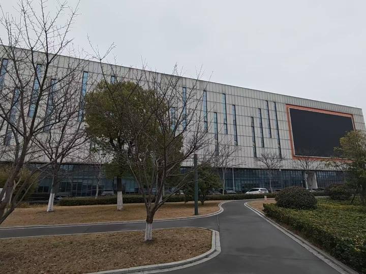 戚墅堰全民健身中心三层303号铺招租公告