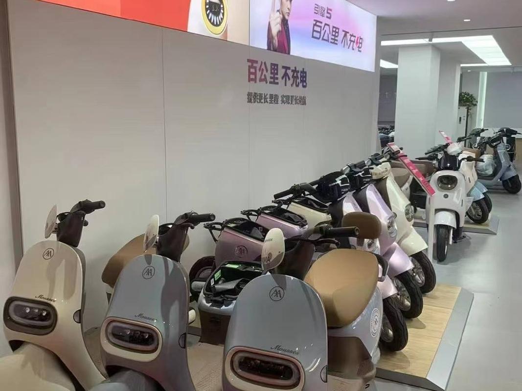 标的1：广西壮族自治区钦州市钦南区南珠西大街与木井路交叉口东南160米的钦州市泰和盛世名门1-1032、2-1059、2-1062三套商铺(国资监测编号GR2026HN1000973)
