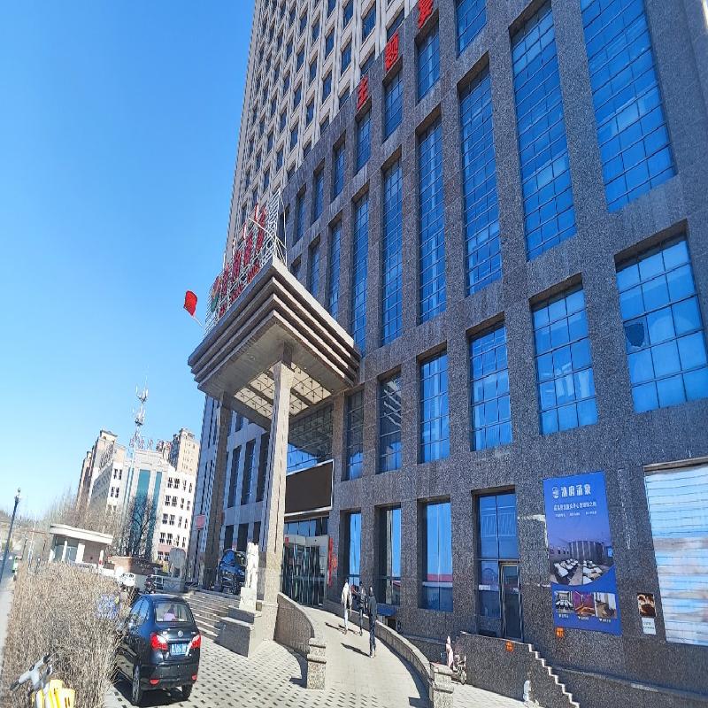 乌兰察布市卓资县卓资山镇新区希望路（现浩翔酒店）公开招租（年租金底价：300万元/年，租期：3年）
