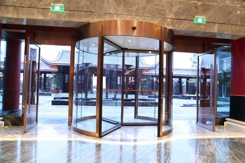大方慕俄格酒店整体租赁(国资监测编号GR2026YN1000218)