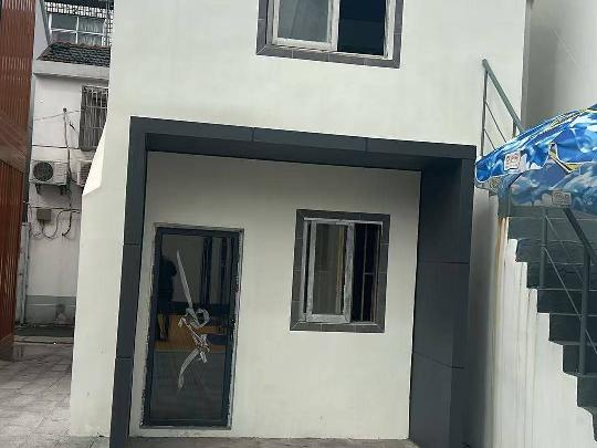 潘家村126号西侧房屋 招租公告