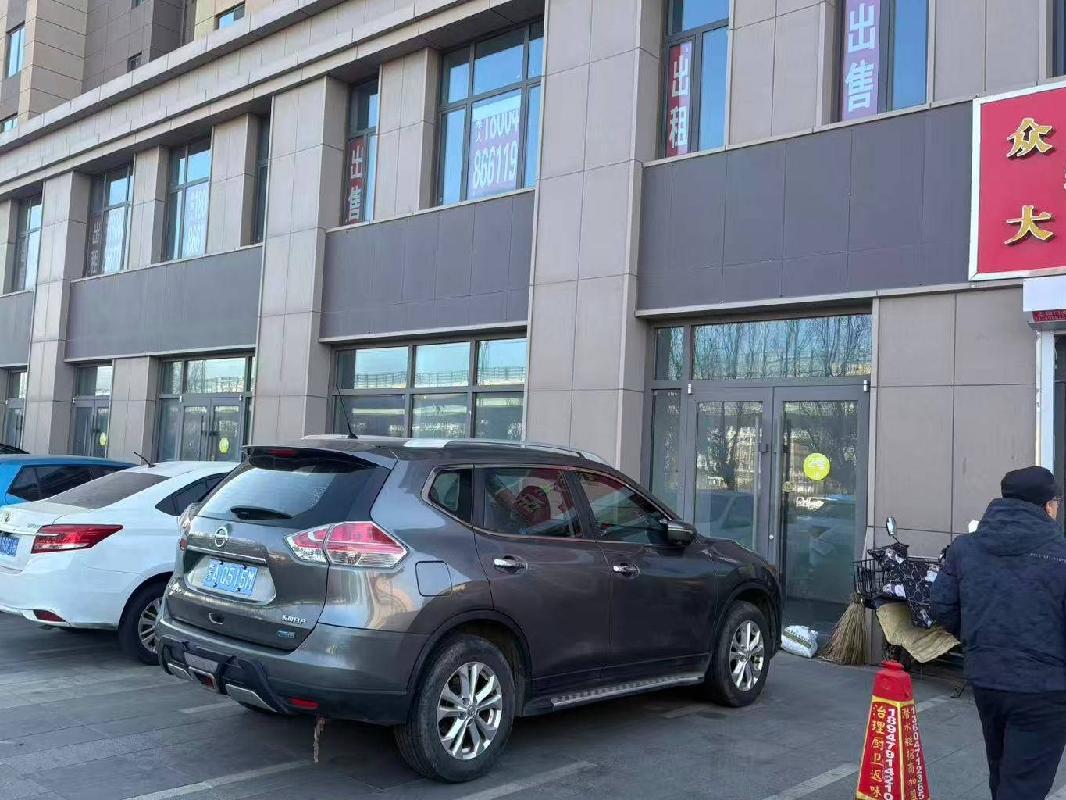 呼和浩特市新城区中交·上东国际商业一期1#底商1-101等16处资产询价