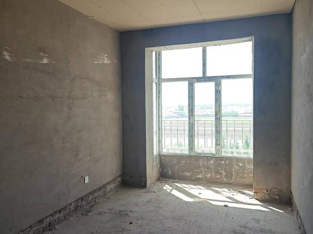 察哈尔右翼前旗人民政府国有资产监督管理委员一批房产公开转让