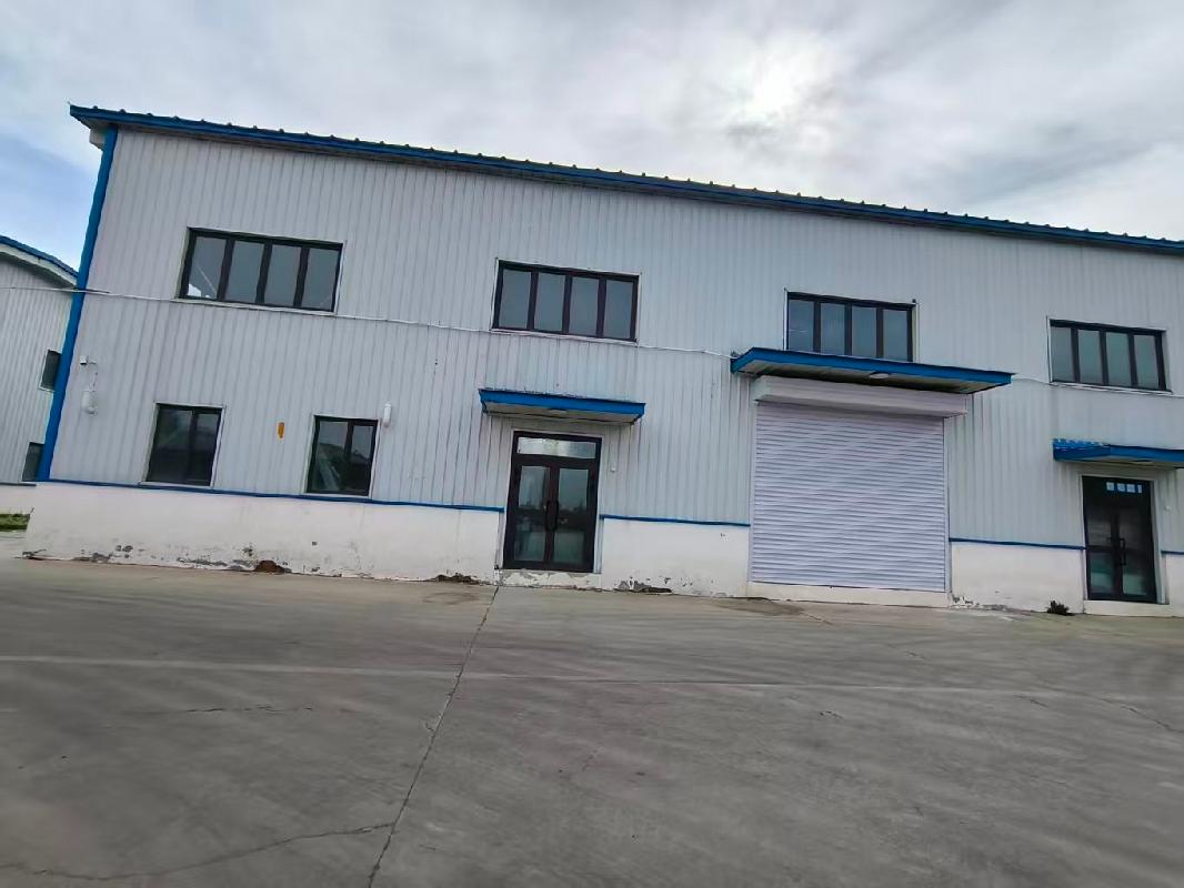 新源县汇融资产管理有限公司位于伊犁州新源县城南578线生态货运停车场园内2号厂房（建筑面积约1064.24㎡）对外招租，租期三年