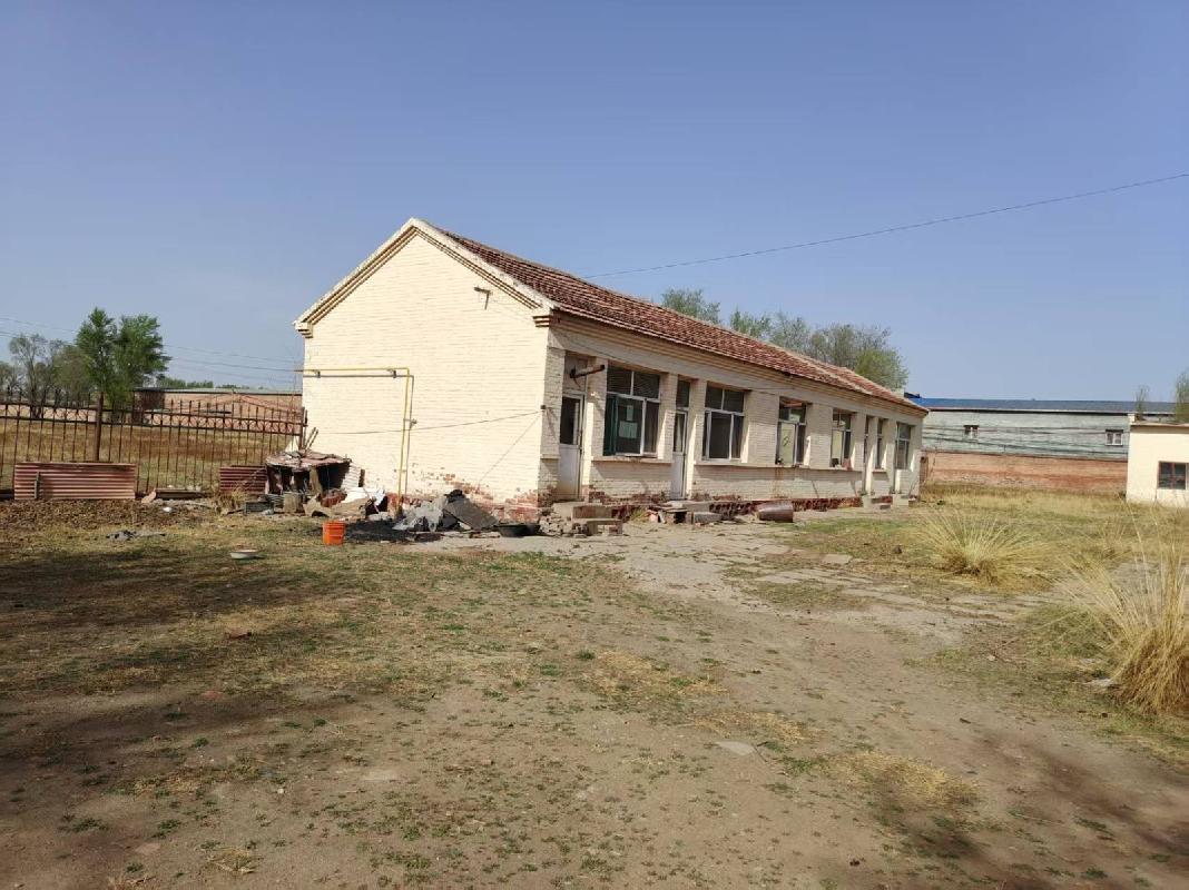 位于土左旗白庙子镇刘家营村的建筑物及土地使用权出租（首年租金底价12万元/年，租期10年）(国资监测编号GR2026NM1002291)