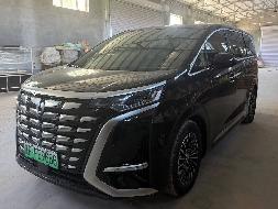 伊犁鼎辉建筑安装有限责任公司所属腾势牌QCJ6520MT6HEV5新FFE9666小型普通客车对外转让