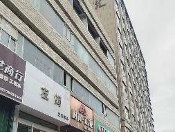 奎屯市财汇融资担保有限责任公司位于乌鲁木齐路14-43号（18.5㎡）租期三年