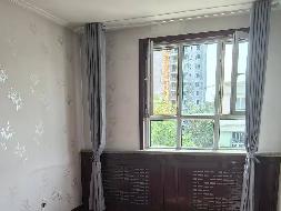 奎屯市财汇融资担保有限责任公司位于乌鲁木齐路金波园小区15-151号（77.19㎡）租期三年