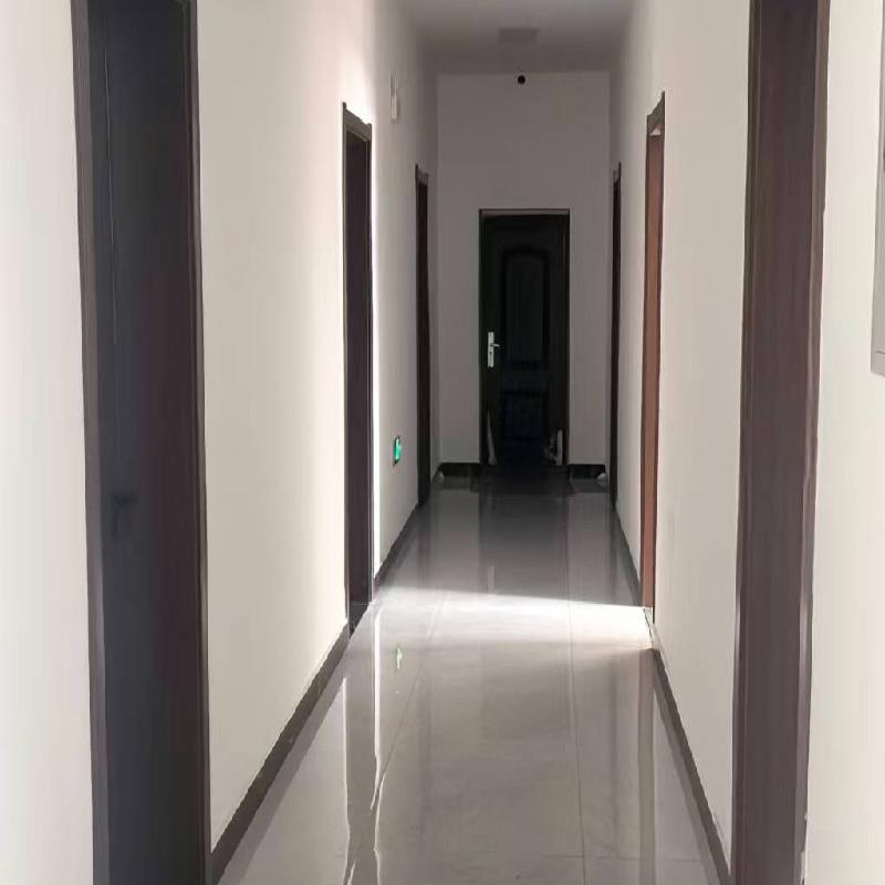 呼伦贝尔市海拉尔区胜利办胜利大街5号、胜利大街南侧建委东侧（原林业局1号楼、3号楼）房产招租（年租金底价1020116元，租期10年）(国资监测编号GR2026NM1001981)