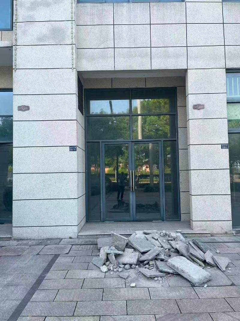 南陵县金街华府一期6间商铺出租公告