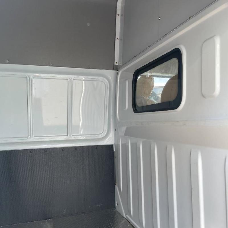 （蒙LD11269）江铃牌JX5040XXYTHB-M5BEV轻型厢式货车转让（内蒙古自治区烟草公司巴彦淖尔市公司）(国资监测编号GR2026NM1001978)