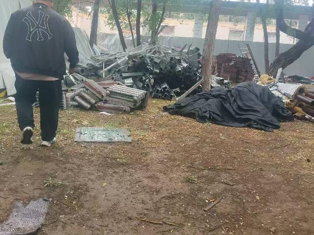 新城宾馆废旧铝材转让公告